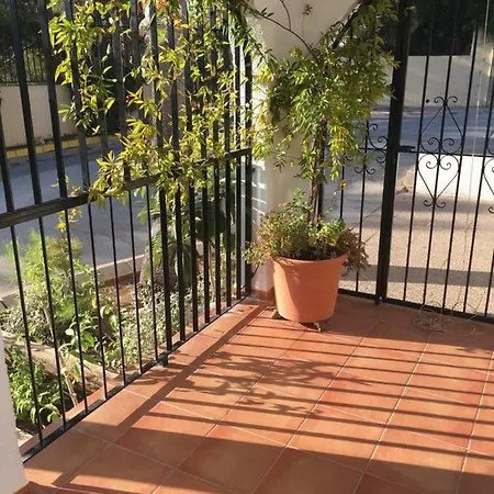 2501 Imperial Park
